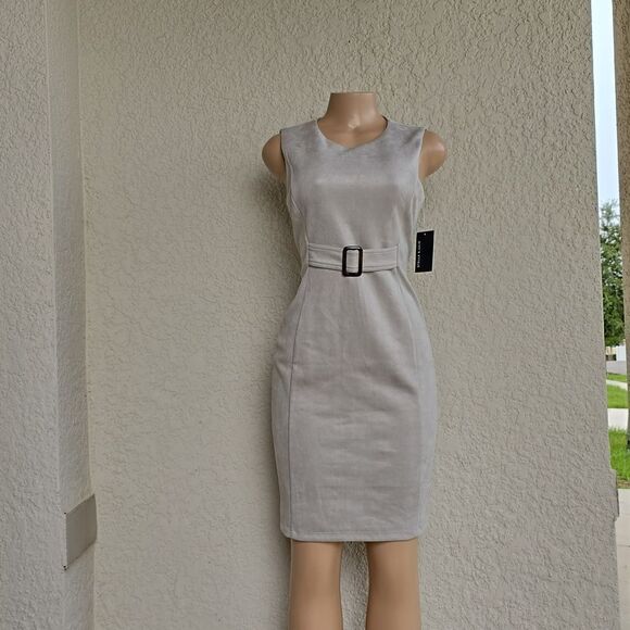 BRAND NEW STELLA &JULE SLEEVELESS ROUND NECK LINE SHEATH DRESS G1 - Picture 4 of 12